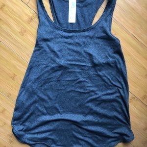 Girls Ivivvia tank size 8.